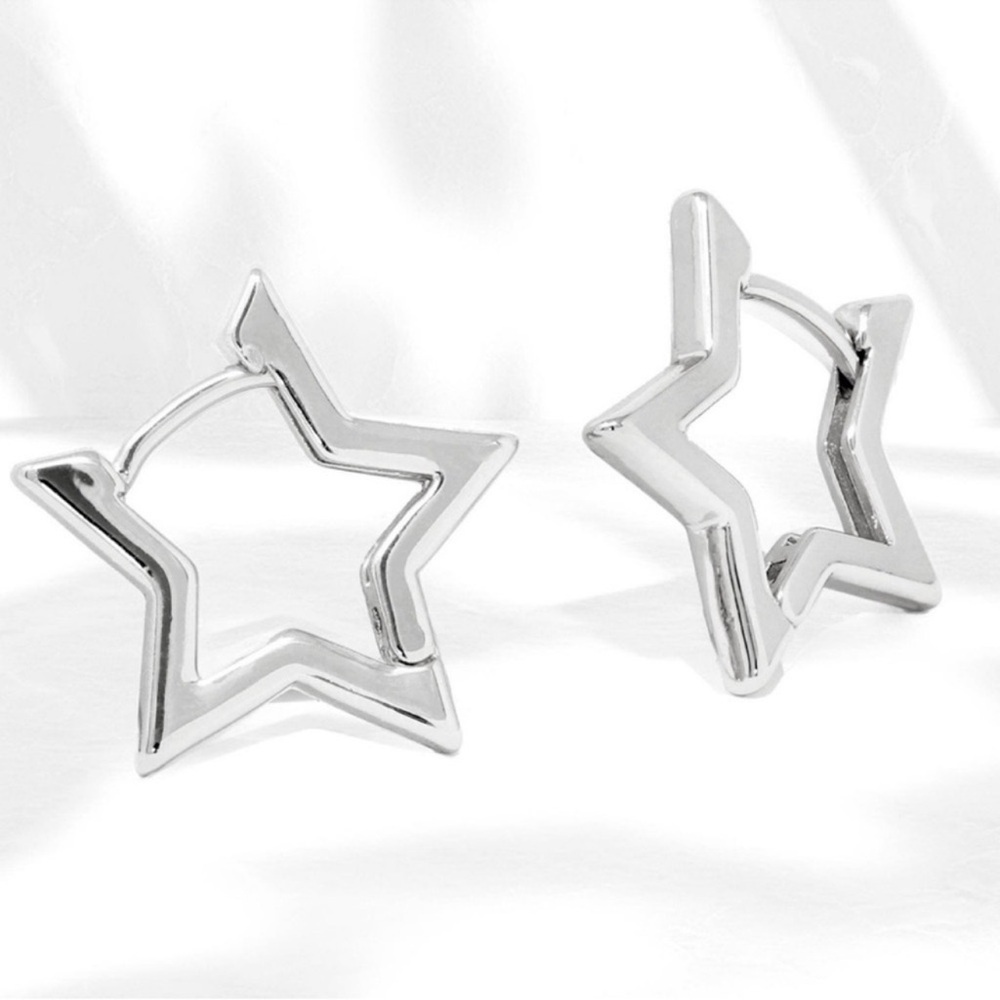 NEW 925 Sterling Silver Star Hoop Earrings. Trendy Star Earrings 🤩